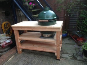 stoere tafel voor big green egg